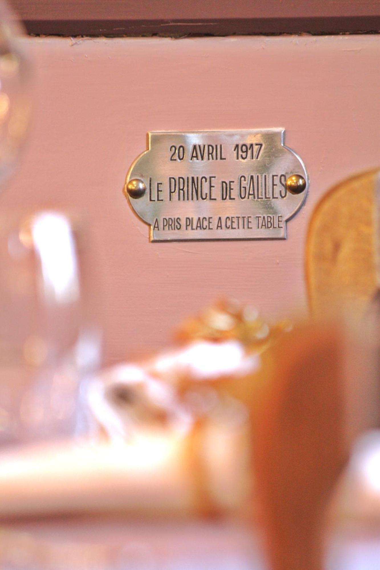 The Originals Boutique, Hotel La Colonne De Bronze, Saint-Valéry-sur-Somme Exterior foto
